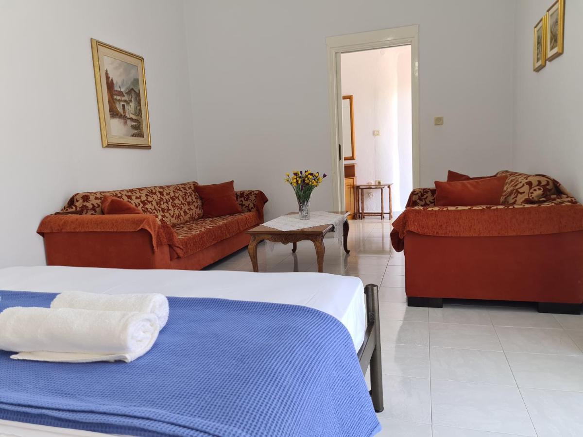 Grand Apartment Néa Khilí Buitenkant foto