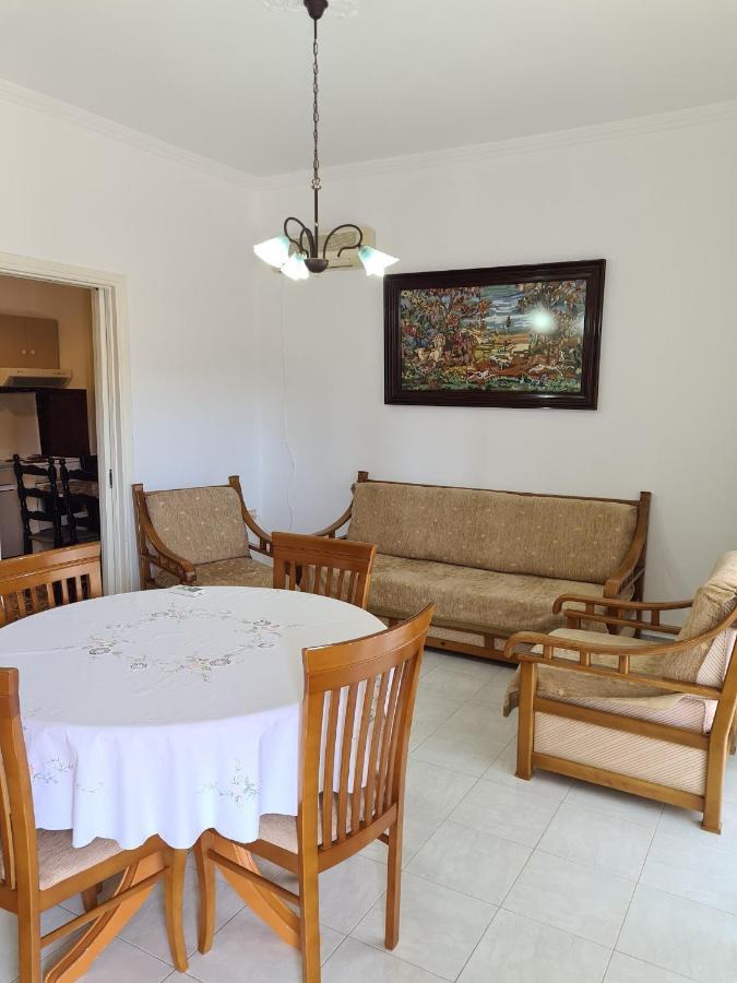Grand Apartment Néa Khilí Buitenkant foto